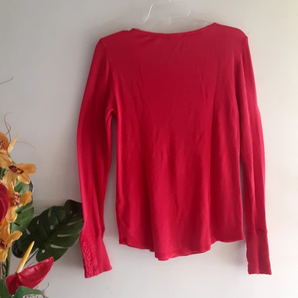 LUCKY BRAND Red EUC Medium Long Sleeves Scoop Neck Top - Picture 2 of 12